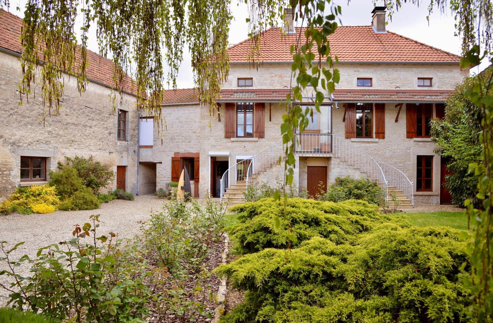 Le Concept-Studio Perrigny-sur-Armançon Buitenkant foto